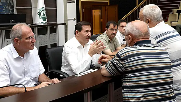 Başkan Hasan Kılca, 'Karatay Söz Meclisi'nde vatandaşı dinledi
