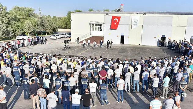 Başkan Hasan Kılca mesai arkadaşlarıyla bayramlaştı
