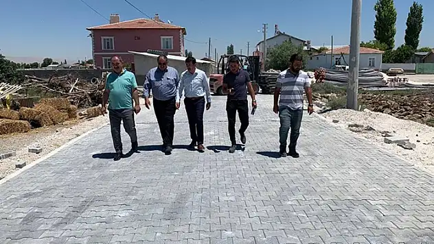 Başkan Hasan Kılca sahadaki çalışmaları yakından takip ediyor
