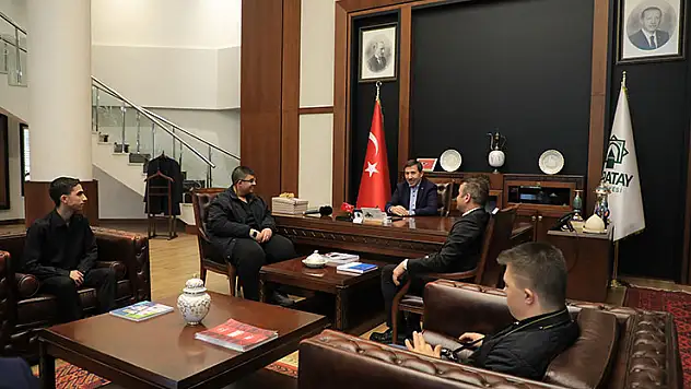 Başkan Hasan Kılca'ya çok özel hediye