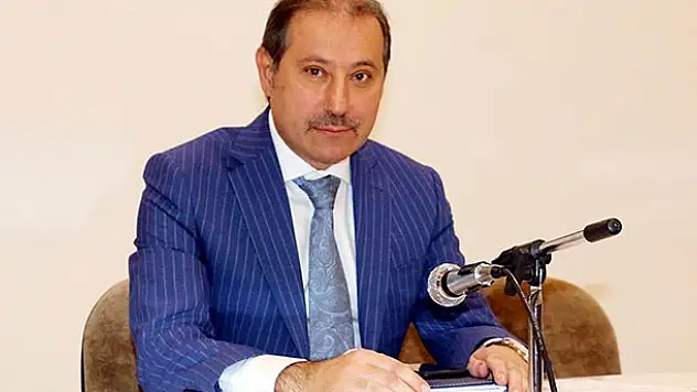 Başkan Karabacak: 'Hükümetten esnaf paketi bekliyoruz'
