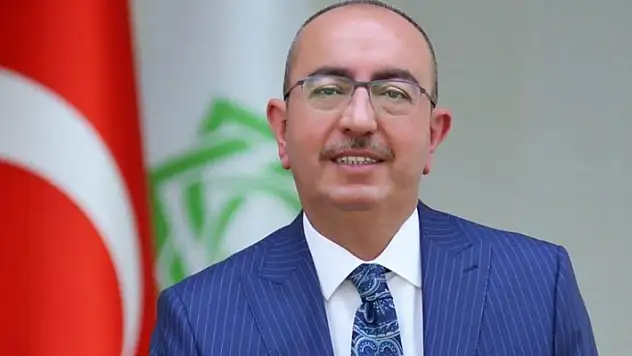 Başkan Kavuş: '30 Ağustos Zaferi bu aziz milletin hürriyet ve istiklalinden asla vazgeçmeyeceğinin dünyaya ilanıdır'
