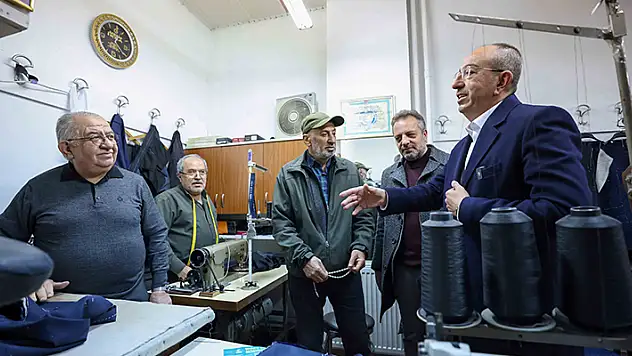 Başkan Kavuş Bedesten civarında esnafları ziyaret etti

