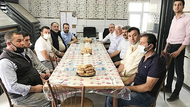 Başkan Kavuş esnaf buluşmalarını sürdürüyor
