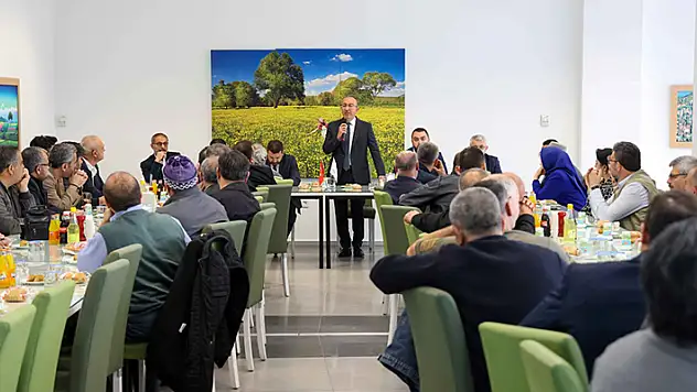 Başkan Kavuş EYT ile emekli olan personelle vedalaştı