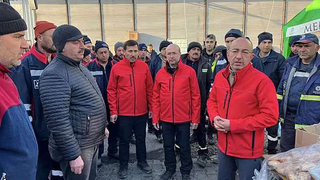 Başkan Kavuş: Hatay'ı ayağa kaldırana kadar buradayız
