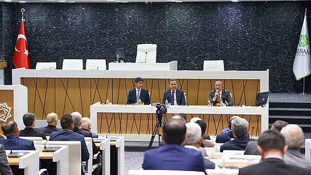 Başkan Kavuş, ilçenin yeni ve yeniden seçilen muhtarları ağırladı
