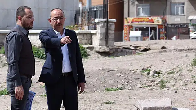 Başkan Kavuş kentsel dönüşüm alanında incelemelerde bulundu