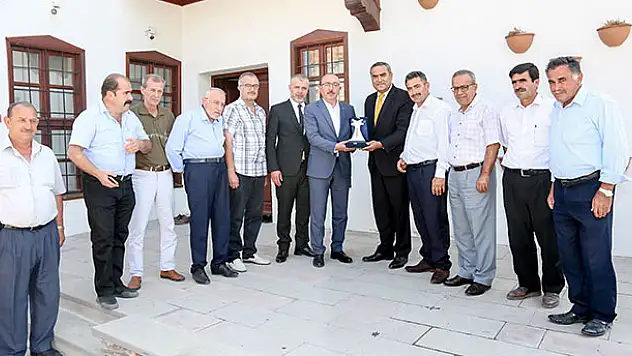 Başkan Kavuş Meram'daki muhtarlarla buluştu