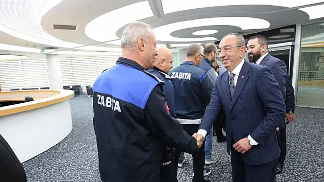 Başkan Kavuş, personeliyle bayramlaştı