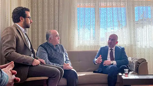 Başkan Kavuş'tan 6 Şubat depremlerinin yıl dönümünde anlamlı ziyaret