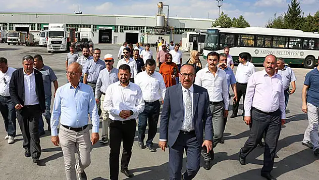 Başkan Kavuş ve meclis üyeleri belediyenin tesislerini gezdi