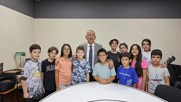 Başkan Kavuş'tan öğrencilere sürpriz