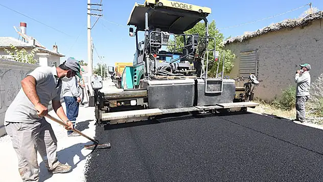 Başkan Kılca, asfaltlama çalışmalarını inceledi