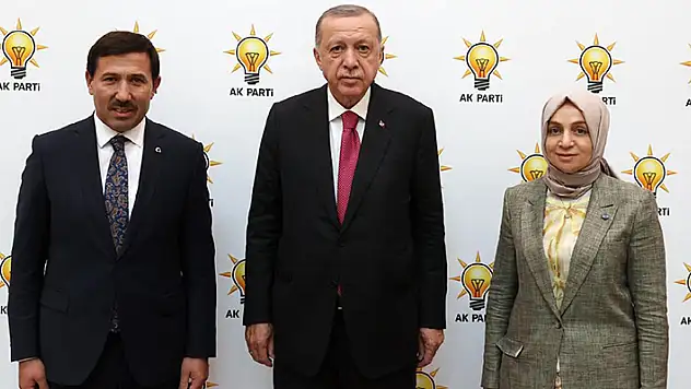 Başkan Kılca, Cumhurbaşkanı  Erdoğan'a Karatay'ın yatırım ve projelerini anlattı