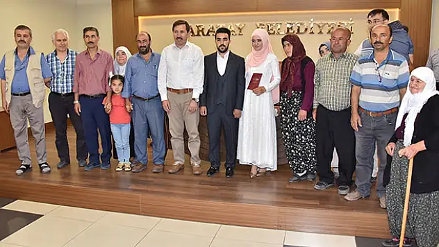 Başkan Kılca'dan evlenecek çiftlere nikah sürprizi