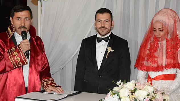 Başkan Kılca ilk nikahını kıydı