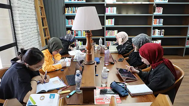 Başkan Kılca'dan Kütüphaneler Haftası'nda gençlere iki yeni müjde