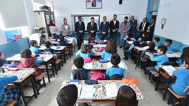 Başkan Kılca'dan okul ziyaretleri
