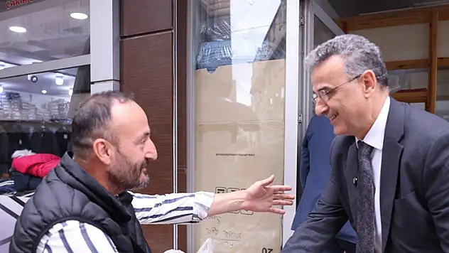 Başkan Kurnaz: 'Esnafımızın konforuna özen gösteriyoruz'