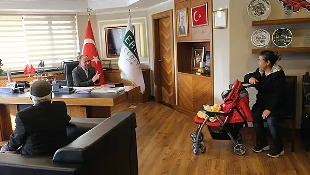 Başkan Oprukçu hemşehrileri ile kucaklaşmaya devam ediyor
