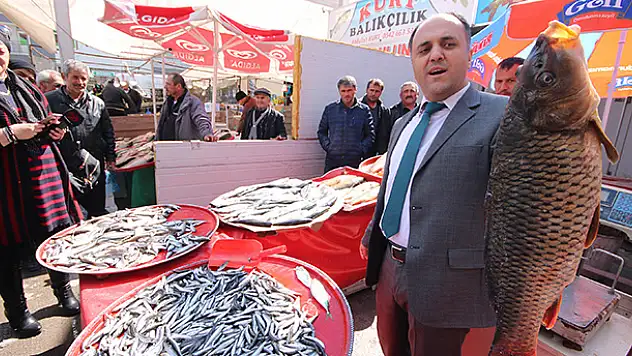 Başkan Özaltun'dan balıkçılara 'Yasaklara Uyalım' çağrısı