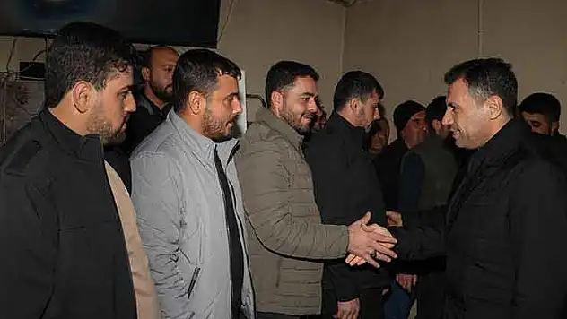 Başkan Özgökçen Kadınhanı'nda ziyaretlerde bulundu