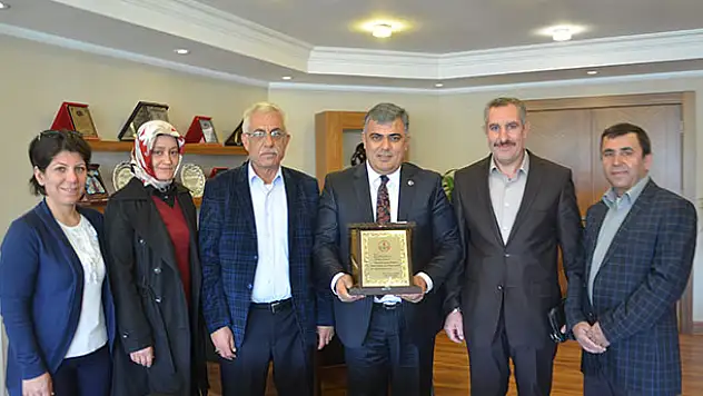 Başkan Özgüven'e teşekkür ziyareti
