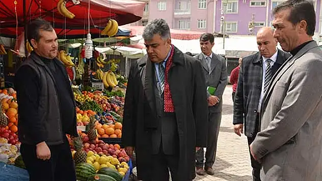Başkan Özgüven esnafları ziyaret etti