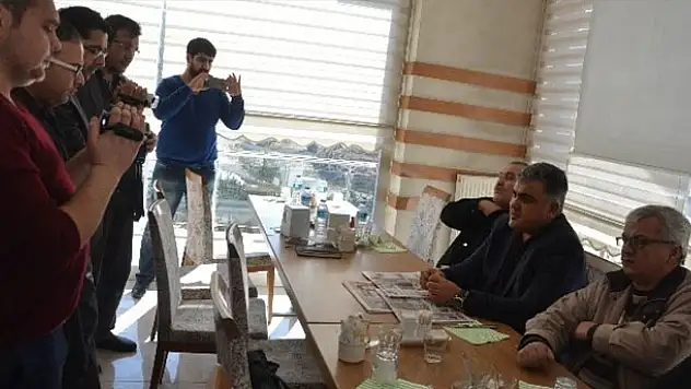 Başkan Özgüven Gazetecilerle Bir Araya Geldi