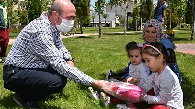Başkan Pekyatırmacı çocuklarla buluştu