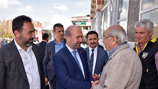 Başkan Pekyatırmacı: 'Cuma buluşmaları gönüllere dokunmamıza bir vesiledir'