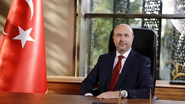 Başkan Pekyatırmacı Cumhuriyet'in 100'üncü yılını kutladı 