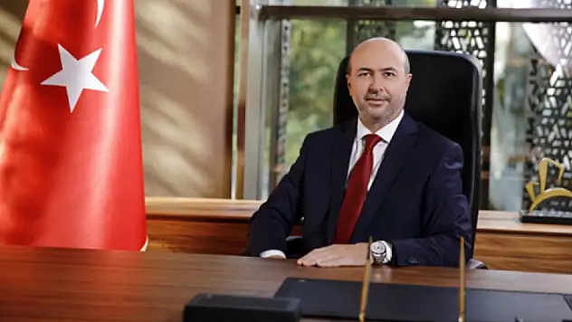 Başkan Pekyatırmacı'dan Berat Kandili mesajı