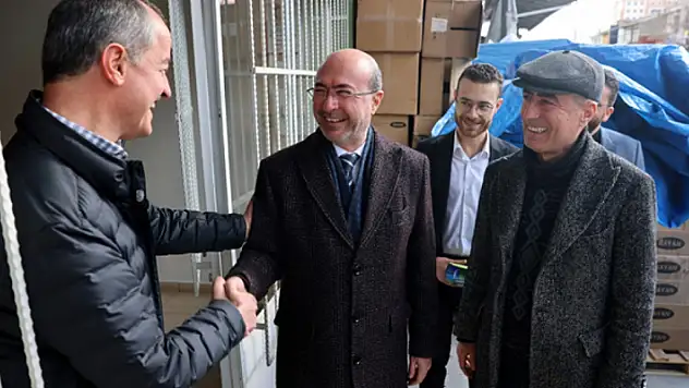 Başkan Pekyatırmacı'dan Gıda Toptancıları esnafına ziyaret