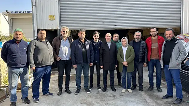 Başkan Pekyatırmacı'dan, yeni iş yeri ruhsatı alan esnaflara ziyaret