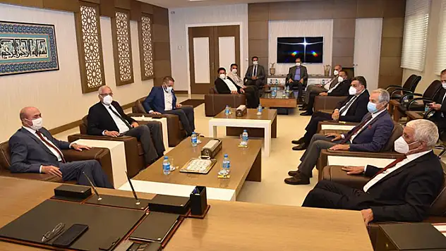 Başkan Pekyatırmacı: 'KKTC'li belediyelerle işbirliğine hazırız'
