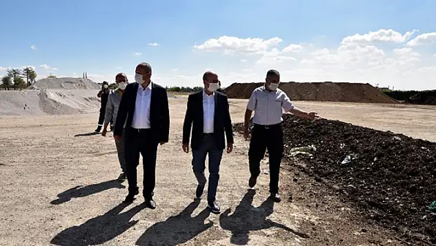 Başkan Pekyatırmacı kompost üretimini inceledi