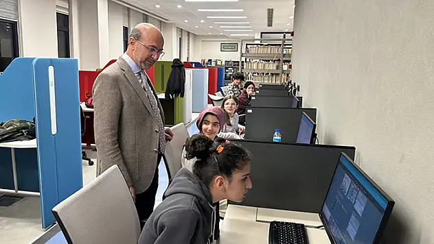 Başkan Pekyatırmacı Kütüphane Haftasını kutladı