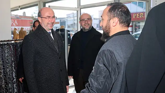 Başkan Pekyatırmacı, manifaturacılar esnafını ziyaret etti 
