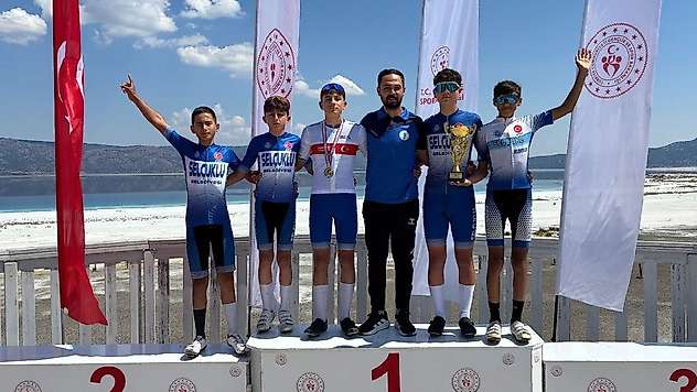 Başkan Pekyatırmacı, pedalları kutladı