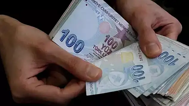 Başkan Pekyatırmacı sosyal medyadan duyurdu! Eğitim desteği ödemeleri hesaplara yatıyor 