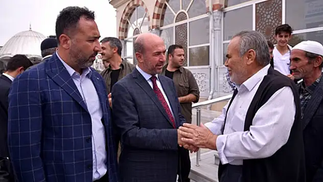 Başkan Pekyatırmacı vatandaşlarla bir araya geldi