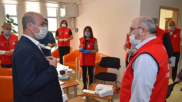 Başkan Pekyatırmacı yardım faaliyetlerini inceledi