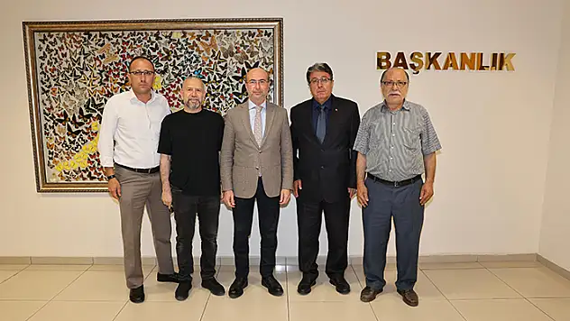 Başkan Pekyatırmacı'ya, Kırtasiyeciler odasından hayırlı olsun ziyareti

