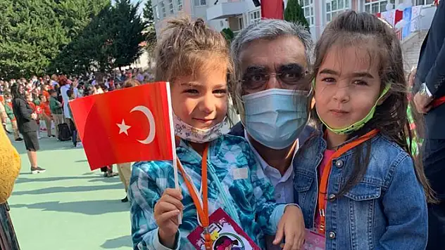 Başkan Recep Konuk'tan okulların açılması ile ilgili paylaşım
