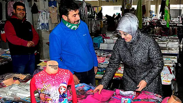 Başkan Toru'dan pazarcı esnafını ziyaret etti