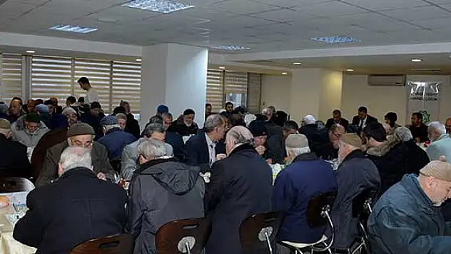 Başkan Toru vatandaşlarla buluştu