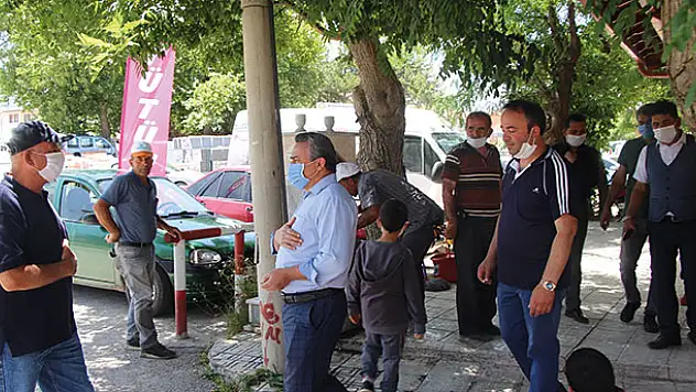 Başkan Tutal, Arasta çarşısında incelemelerde bulundu