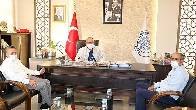 Başkan Tutal'dan Belediye Başkanı Bayındır'a 'geçmiş olsun' ziyareti